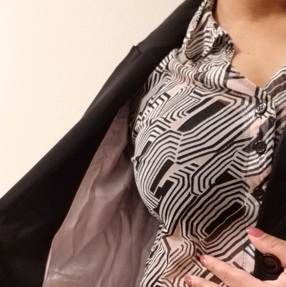 Shear Patterned Button Down - Picture 3 of 3